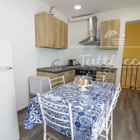 Tutti Cca Airport 3* Terrasini